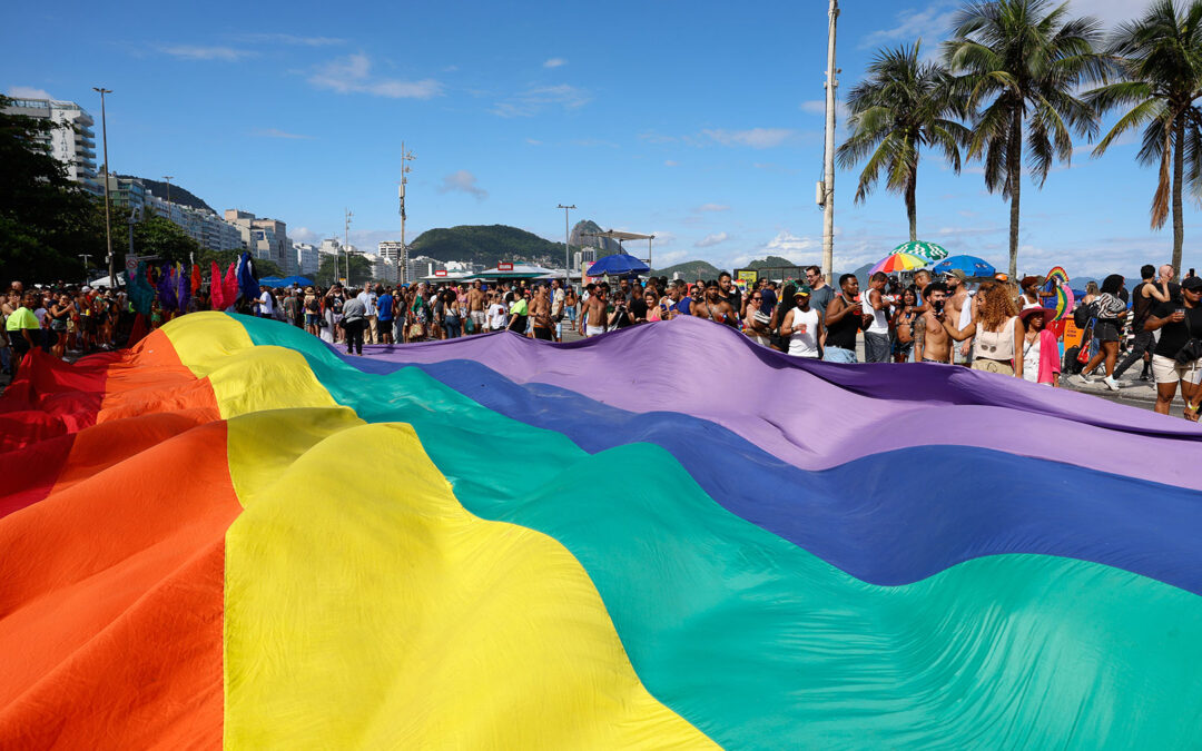 LGBTfobia revela a construção cultural e histórica do extremismo potencializado pela desinformação