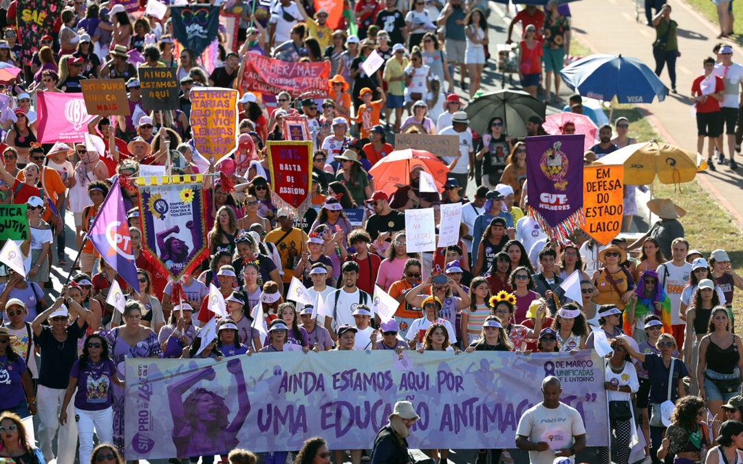 Feminismo em Marcha de Mulheres
